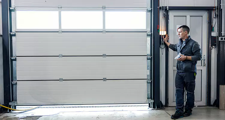 Modern Overhead Door Repair in University Park, FL