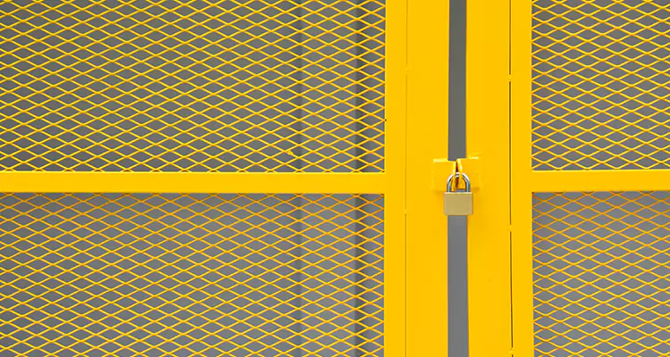 Exterior Sliding Screen Door Replacement in University Park, FL