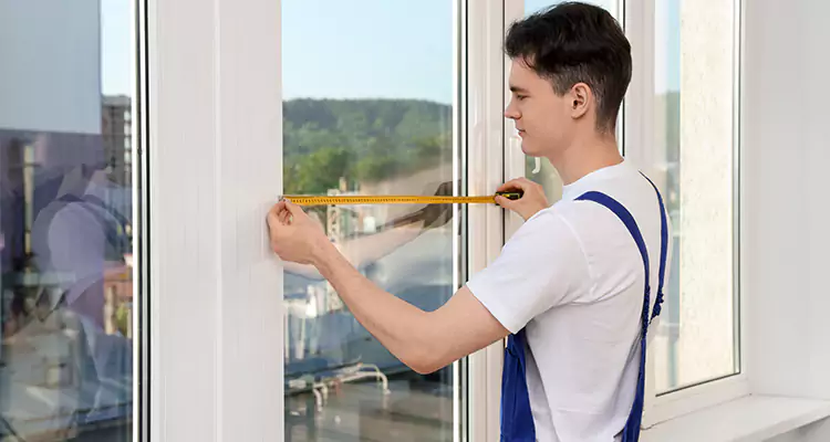 Folding Window Crank Handle Repair in University Park, FL
