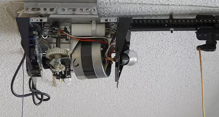 Garage Door Motor Replacement in University Park, FL