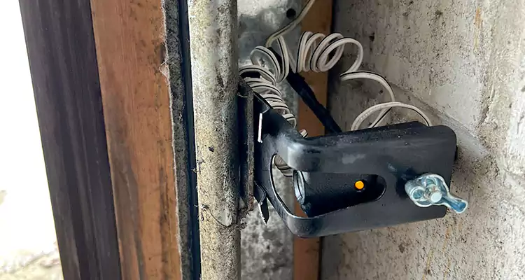 Fix Broken Garage Door Sensor in University Park, FL