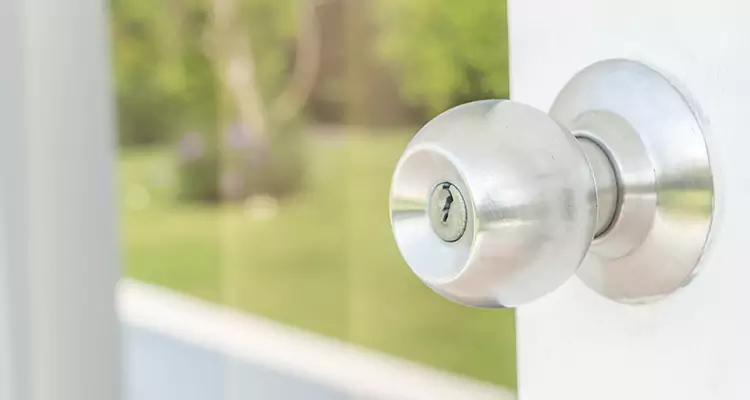 Patio Door Mechanism Jammed in University Park, FL