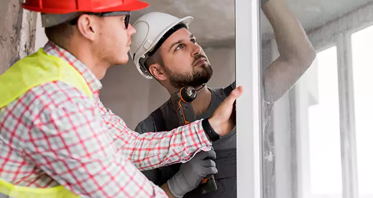Sliding Patio Door Sticking? Expert Repair in University Park, FL.