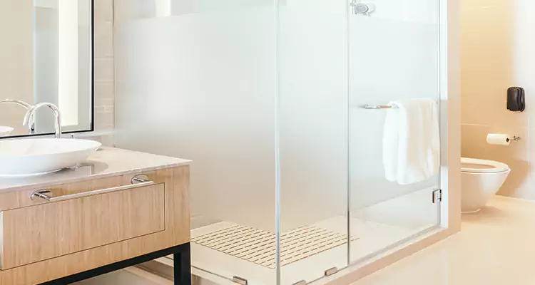 Expert Shower Door Fix and Repair in University Park, FL