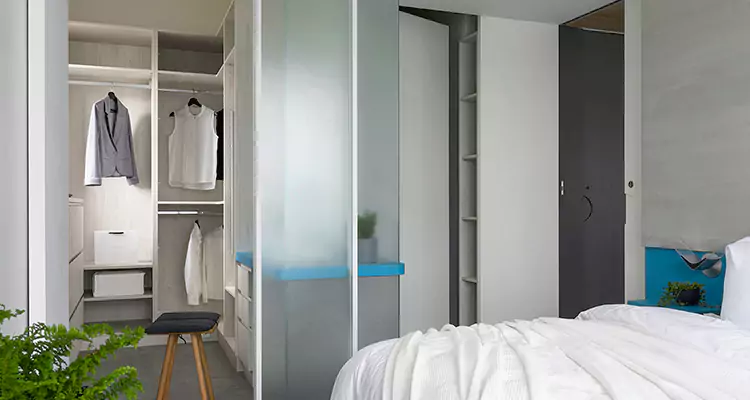 Closet Door Bi Fold Installation in University Park, FL