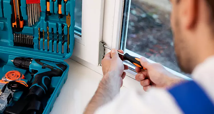 Mirrored Sliding Doors Replacement Expert in University Park, FL